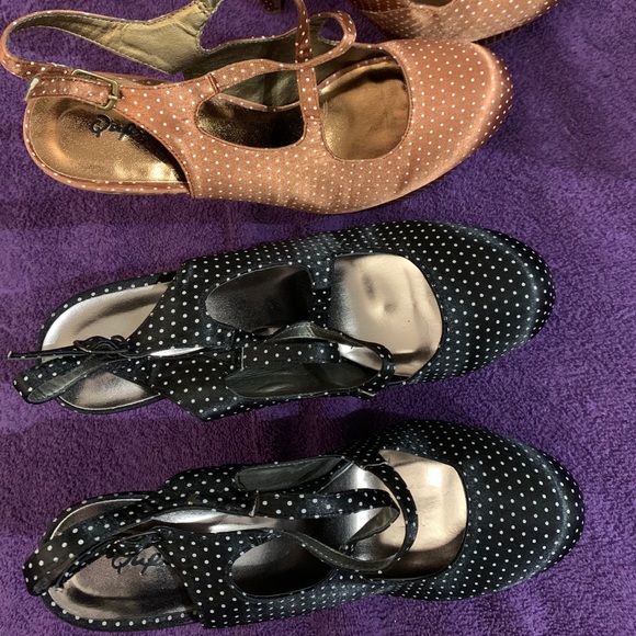 Heels - Picture 2 of 4